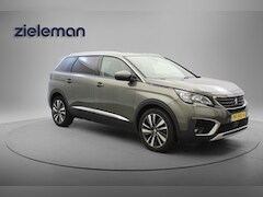 Peugeot 5008 - 1.2 PureTech Premium 7 Persoons - Carplay, Digital Cockpit, Half Leer, Camera