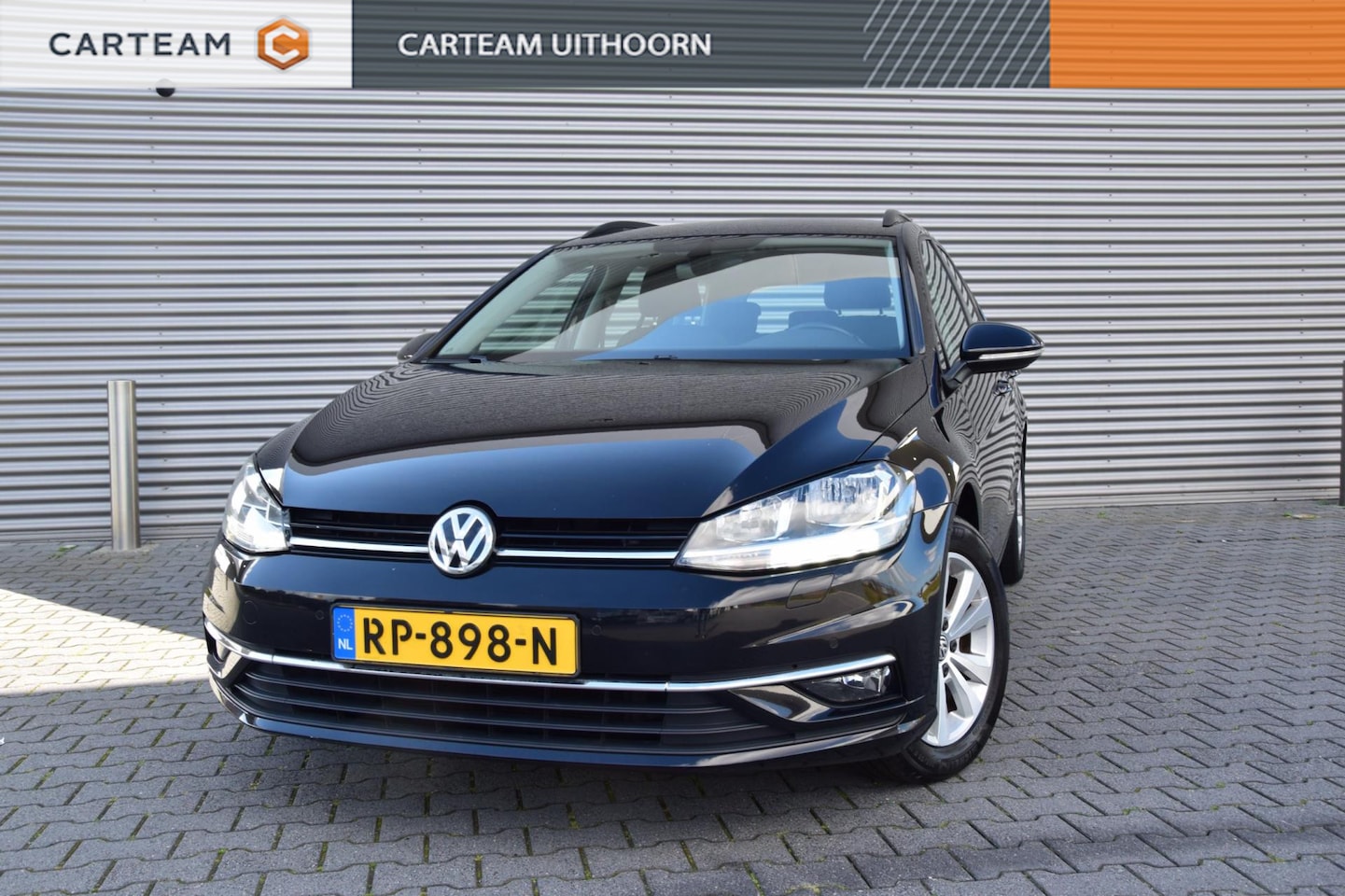 Volkswagen Golf Variant - 1.0 TSI Comfortline 1.0 TSI Comfortline, Stoelverwarming, trekhaak, 12 maanden BASIS garantie - AutoWereld.nl