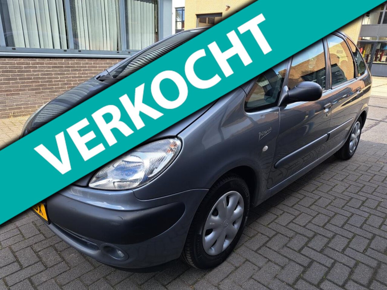 Citroën Xsara Picasso - 1.8i-16V Différence 2 NIEUWE DIST.RIEM NIEUWE BANDEN RESENT NIEUWE KPPELING 159000 KM - AutoWereld.nl