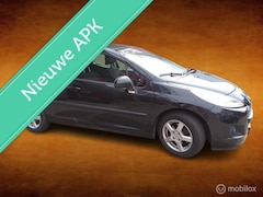 Peugeot 207 - 1.4 VTi Look