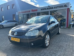 Volkswagen Golf - 1.6 Trendline Business