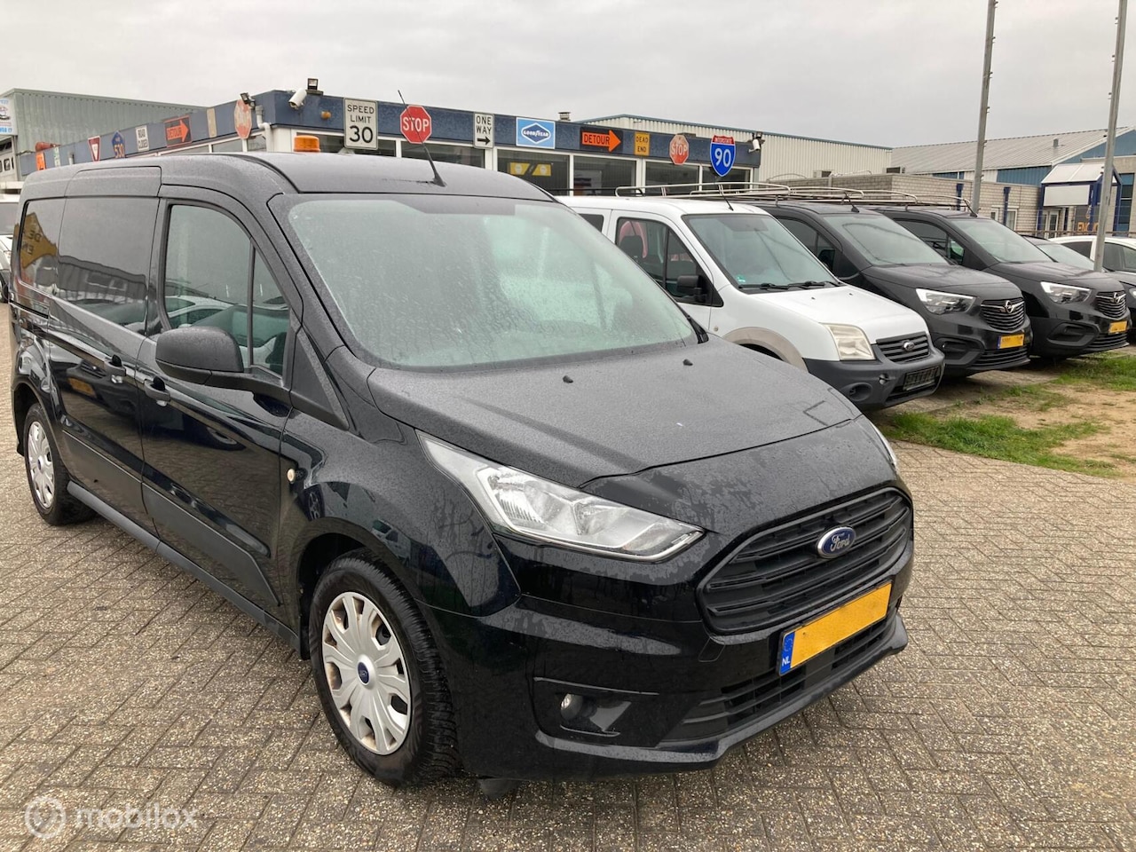 Ford Transit Connect - L2 MOTORPROBLEEM € 3999,- +21% BTW/TAX - AutoWereld.nl