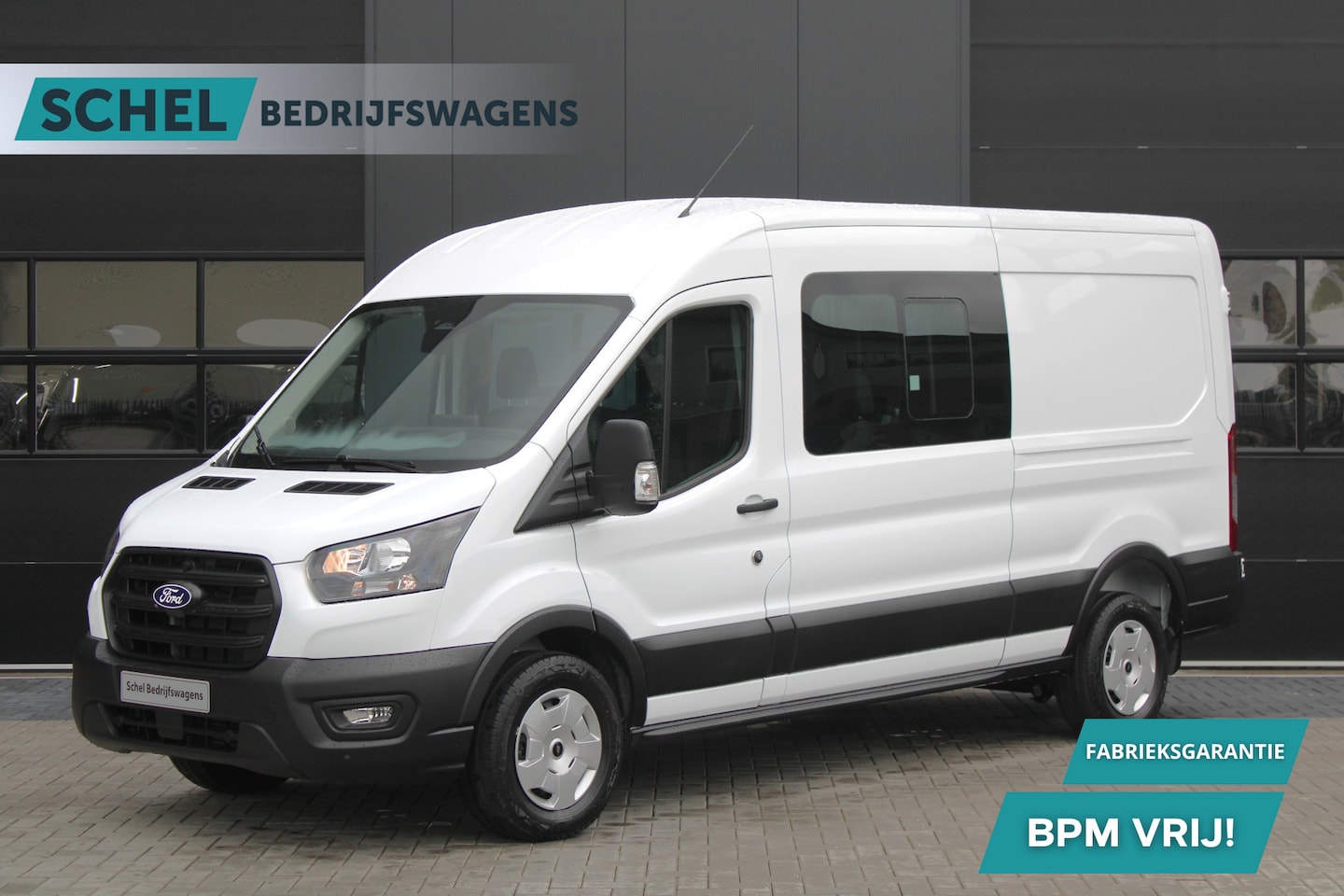 Ford Transit - 350 2.0 TDCI 165pk L3H2 Dubbel Cabine Trend 6 zits - Carplay - Trekhaak - Camera - 2800kg - AutoWereld.nl