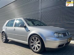 Volkswagen Golf - 1.9 TDI Highline