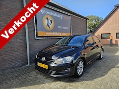 Volkswagen Golf - 1.6 TDI Highline BlueMotion