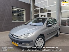 Peugeot 206 - 1.6-16V Gentry | 5-deurs | Airco werkt niet | Centrale Deurvergrendeling | Stuurbekrachtig