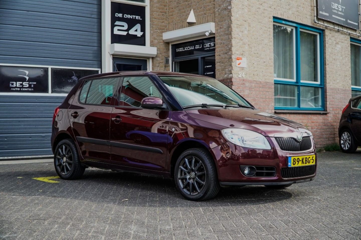 Skoda Fabia - 1.6-16V Tour 1.6-16V Tour - AutoWereld.nl