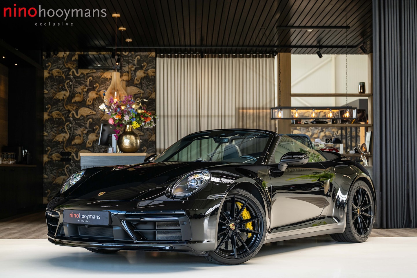 Porsche 911 Cabrio - 3.0 Carrera 4 S | Ceramic brakes | Burmester | Ventilatie | 18weg | 360 | PDSL+ | - AutoWereld.nl