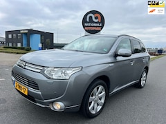 Mitsubishi Outlander - 2014 * 2.0 PHEV Executive Edition * APK * TOP CAR