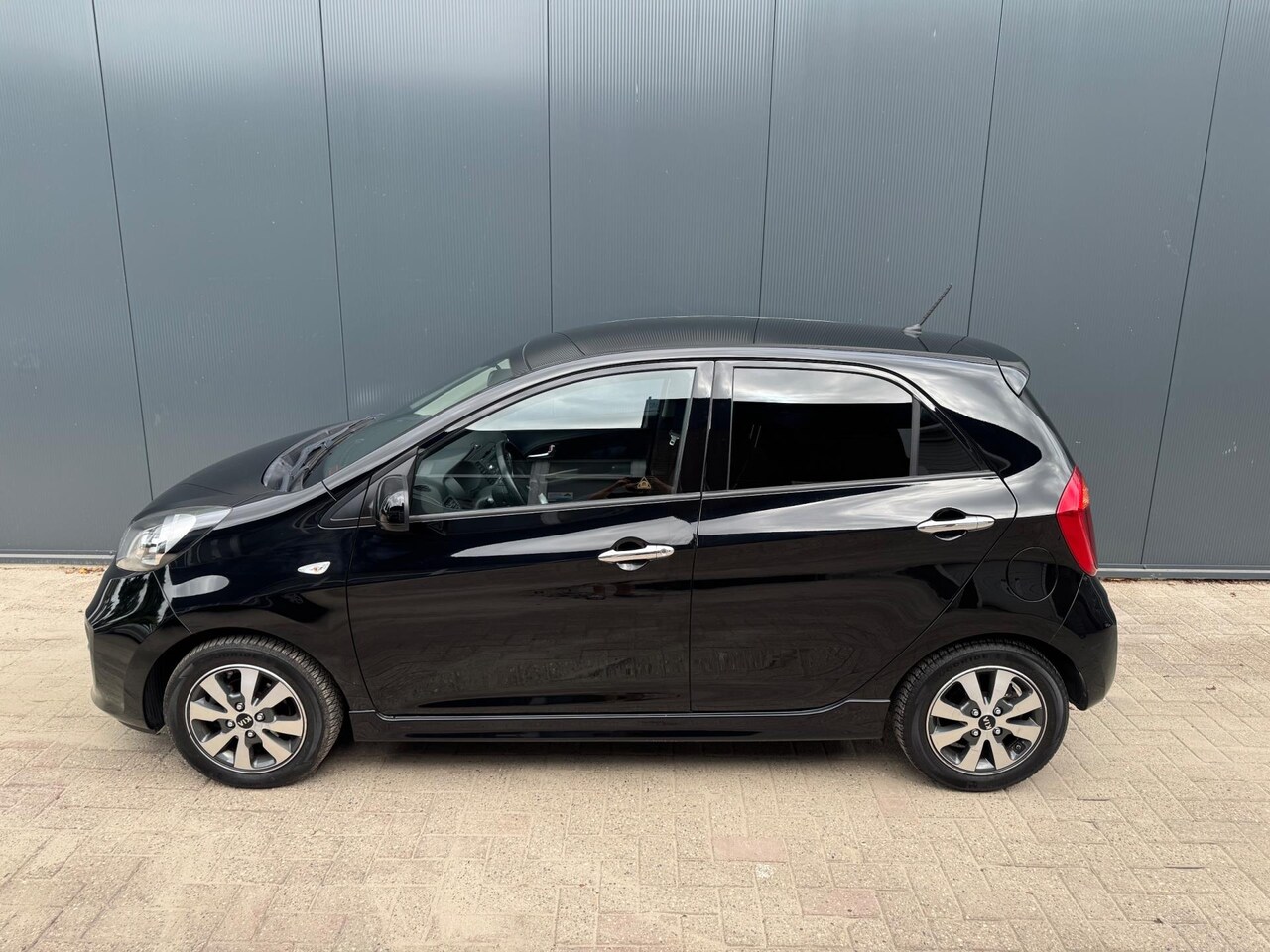 Kia Picanto - 1.2 CVVT BusinessLine 1.2 CVVT BusinessLine - AutoWereld.nl