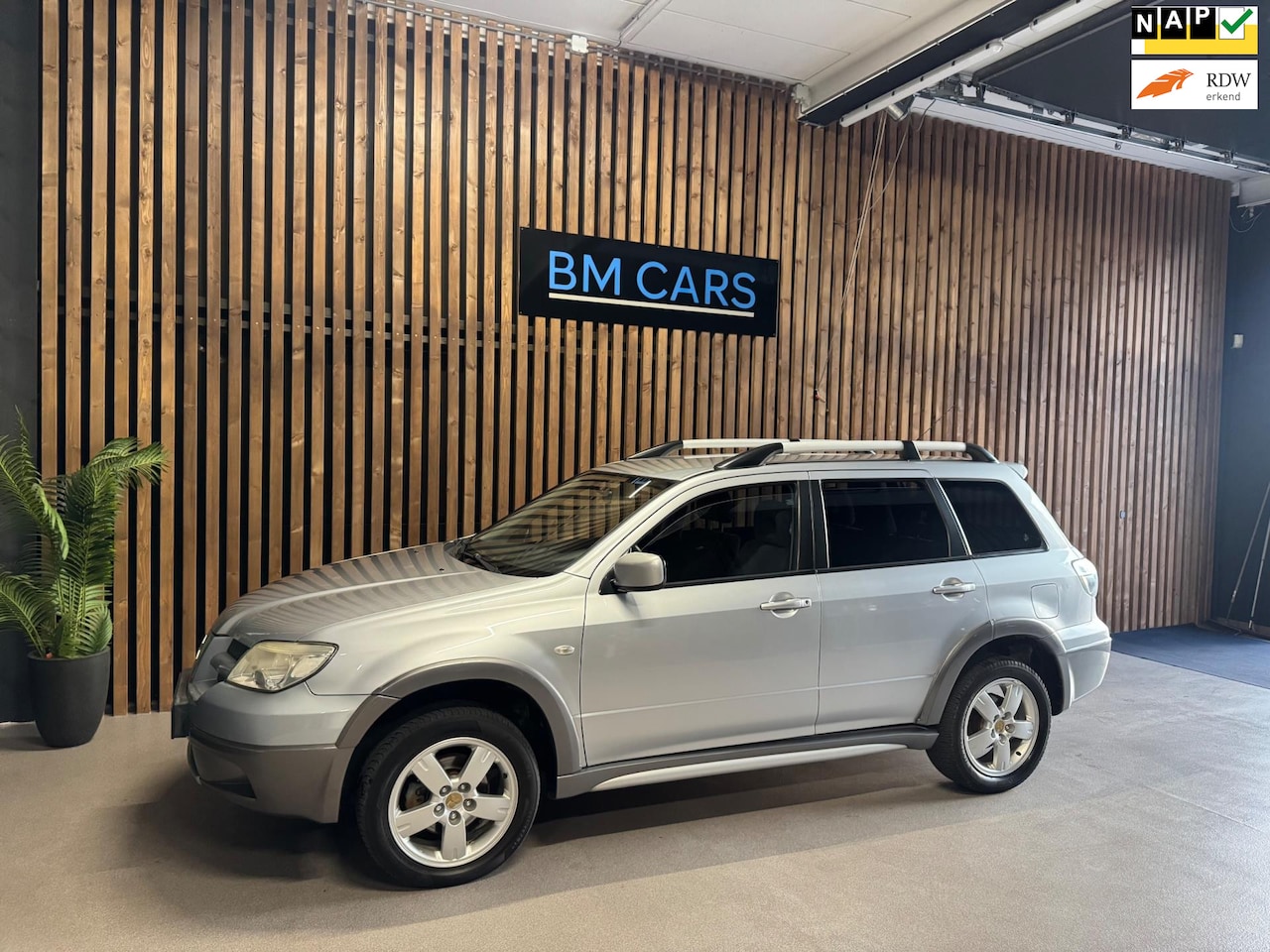 Mitsubishi Outlander Sport - 2.4 4WD Airco, Cruise, Nieuwe APK - AutoWereld.nl