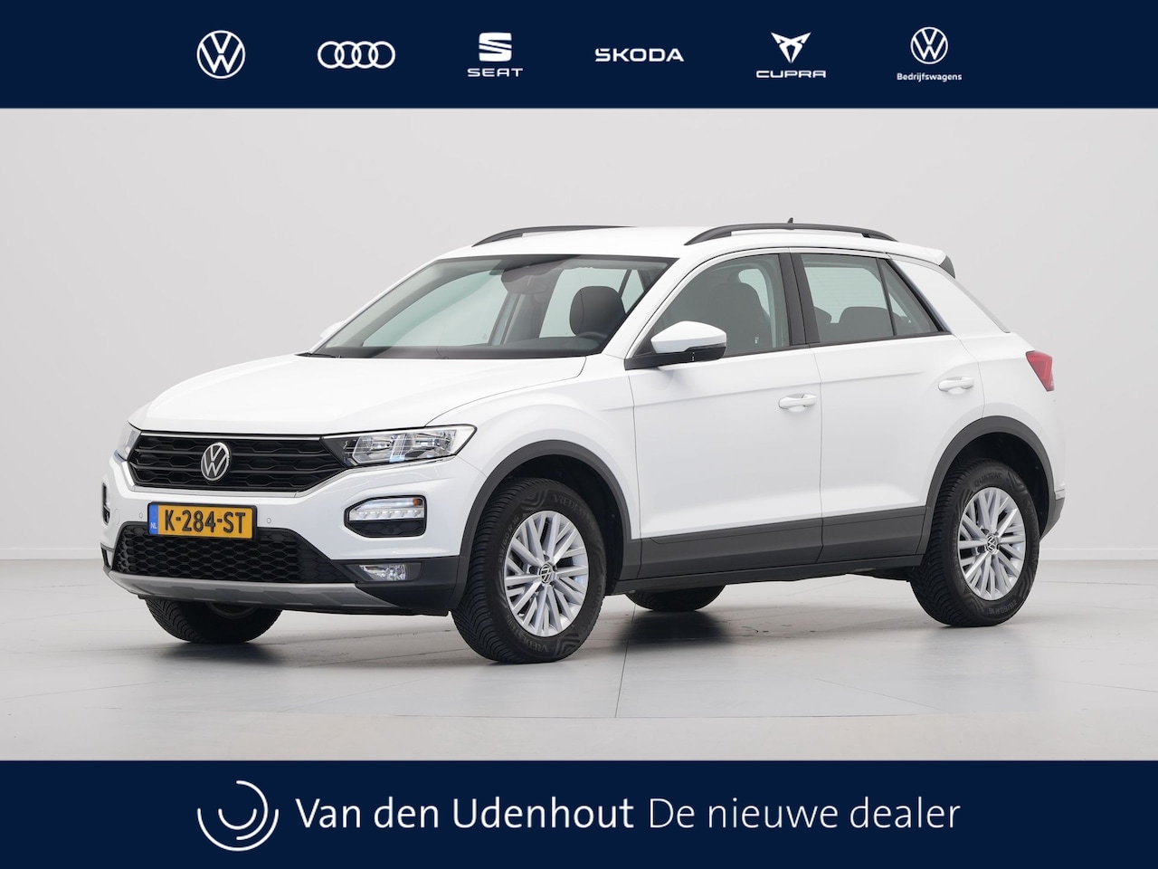 Volkswagen T-Roc - 1.5 TSI 150pk DSG Style Navigatie Pdc Stoelverwarming Clima 143 - AutoWereld.nl