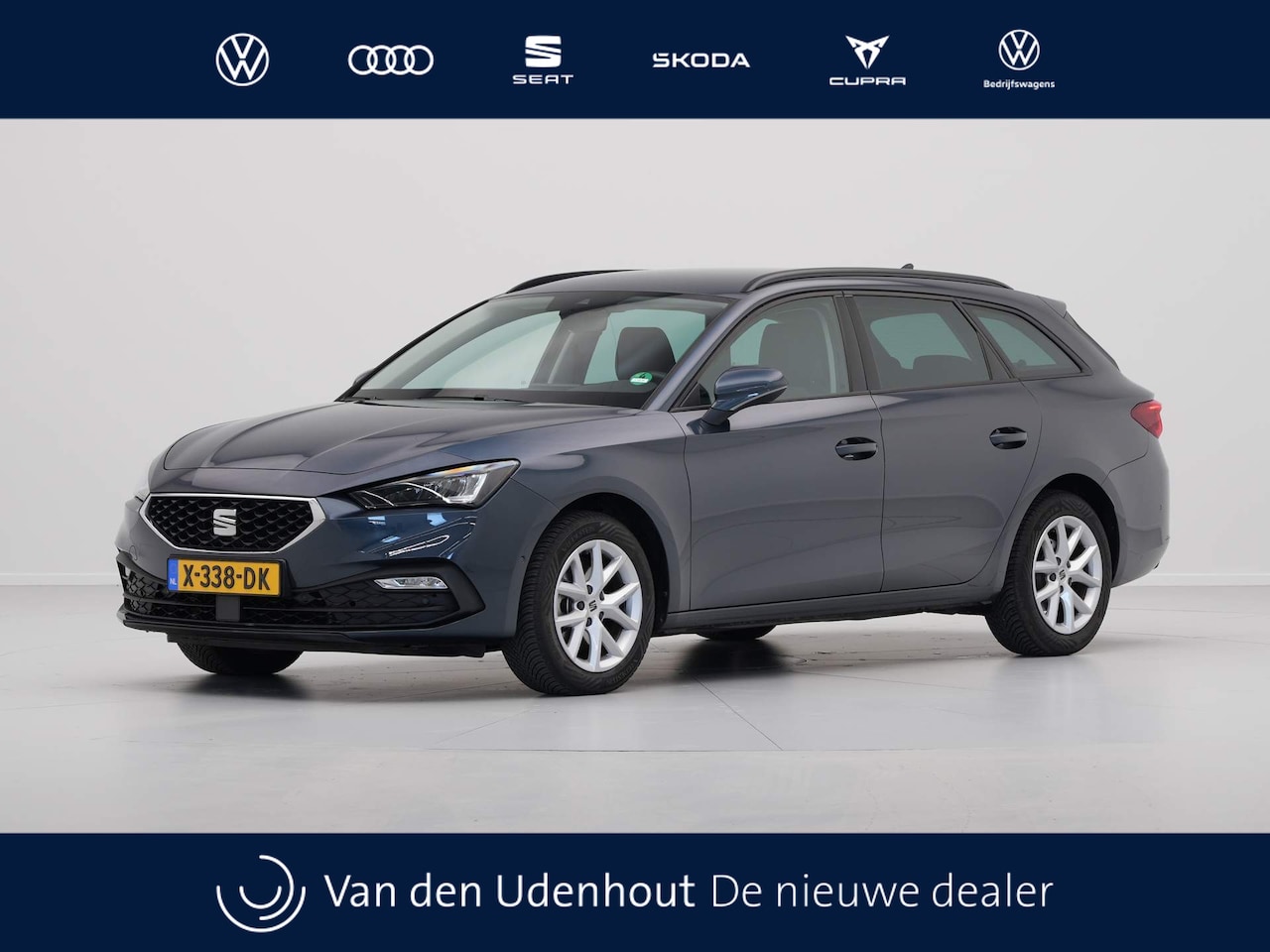 SEAT Leon Sportstourer - 1.0 eTSI 110pk DSG Style Business Intense Navigatie Wegkl. trekhaak Camera Acc 35 - AutoWereld.nl