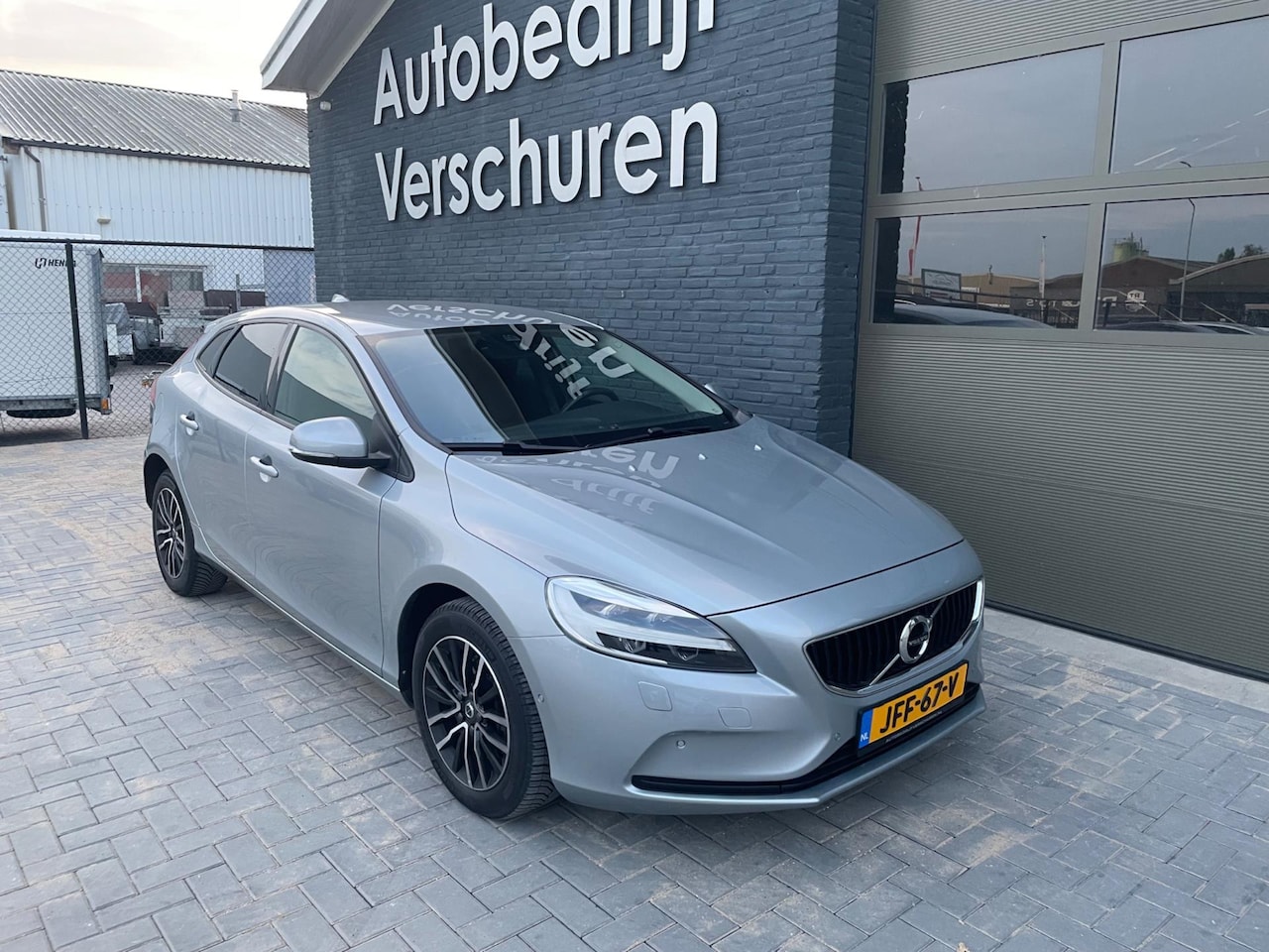 Volvo V40 - 1.5 T2 Inscription automaat getint glas Navi - AutoWereld.nl
