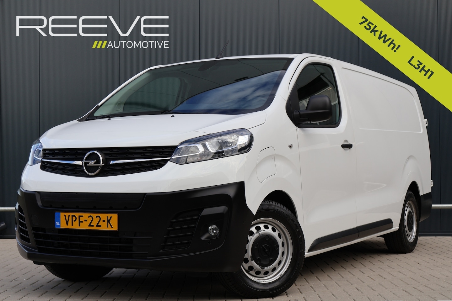 Opel Vivaro-e - L3H1 Edition 75 kWh | Nieuwstaat | Stoelverwarming | Camera | Apple Carplay / Android Auto - AutoWereld.nl