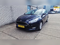 Ford Focus Wagon - 1.5 Titanium Edition 2e eigenaar Navigatie