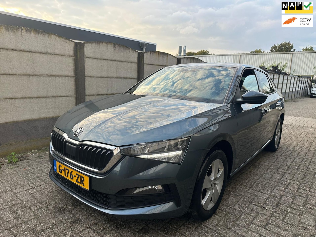 Skoda Scala - 1.5 TSI Sport Business CLIMA/ KUIPSTOELEN/ LM VELGEN! - AutoWereld.nl