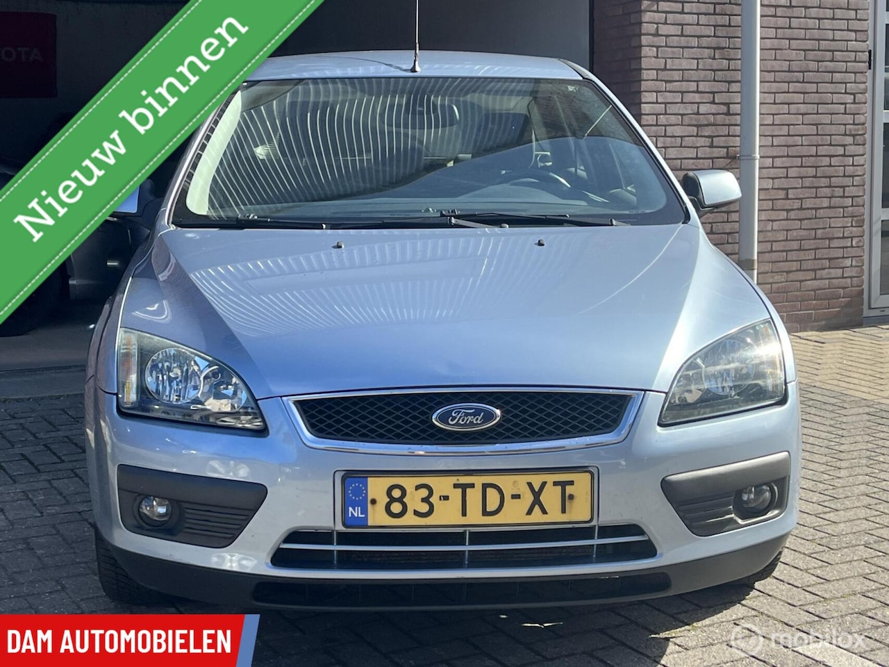 Ford Focus Wagon - 1.6-16V Futura Airco / Audio / Cruis C / APK 05-2026 - AutoWereld.nl