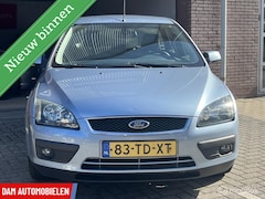 Ford Focus Wagon - 1.6-16V Futura Airco / Audio / Cruis C / APK 05-2026