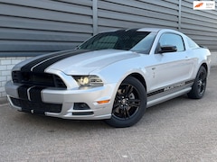 Ford Mustang - USA 3.7 V6 AUT Cruise Airco Custom interior