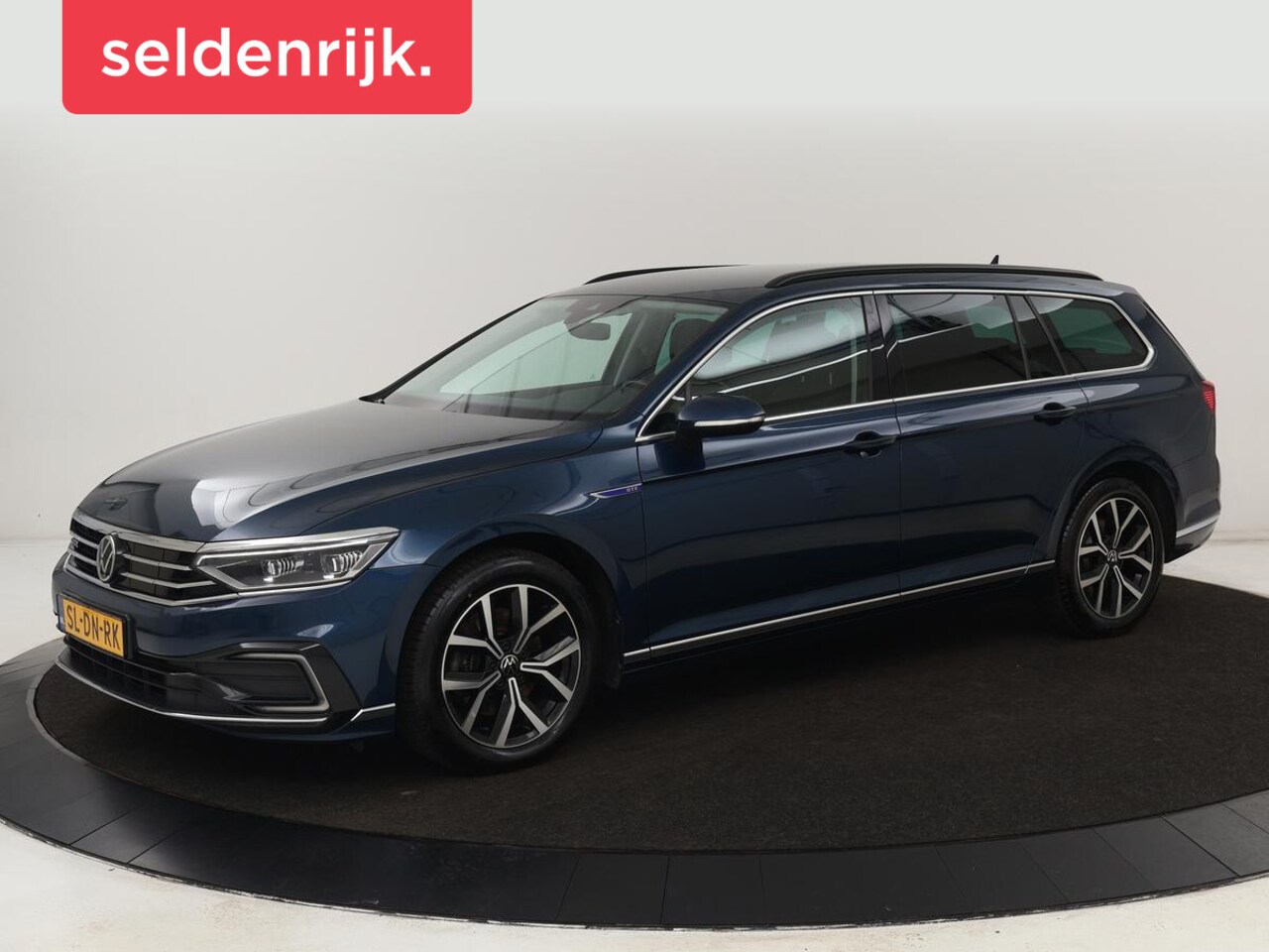 Volkswagen Passat Variant - 1.4 TSI PHEV GTE | Trekhaak | Stoelverwarming | Virtual Cockpit | Massage | Camera | Carpl - AutoWereld.nl