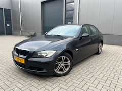 BMW 3-serie - 320i Business Line