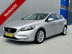 Volvo V40 - 1.6 T2 Momentum | PDC | Clima | Lage KM | Xenon