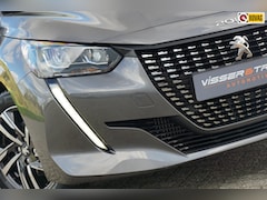 Peugeot 208 - 208 1.2 PureTech Allure | Gris Platinium | Carplay/NAV/Camera/Cruise/Half-leder - Keurig