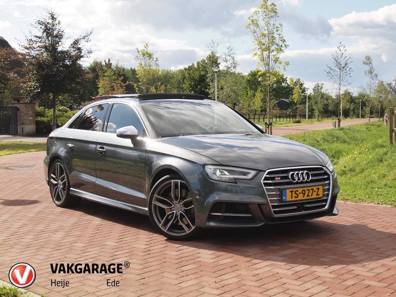 Audi A3 Limousine - 2.0 TFSI S3 quattro Pro Line Plus | Panoramadak | Bang & Olufsen | Trekhaak | Virtual Cock - AutoWereld.nl