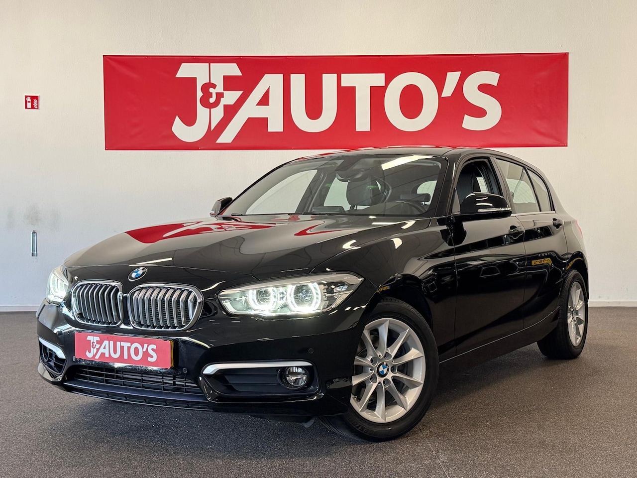 BMW 1-serie - 116i NAVIGATIE, CRUISE, ECC AIRCO, 16''LMV - AutoWereld.nl