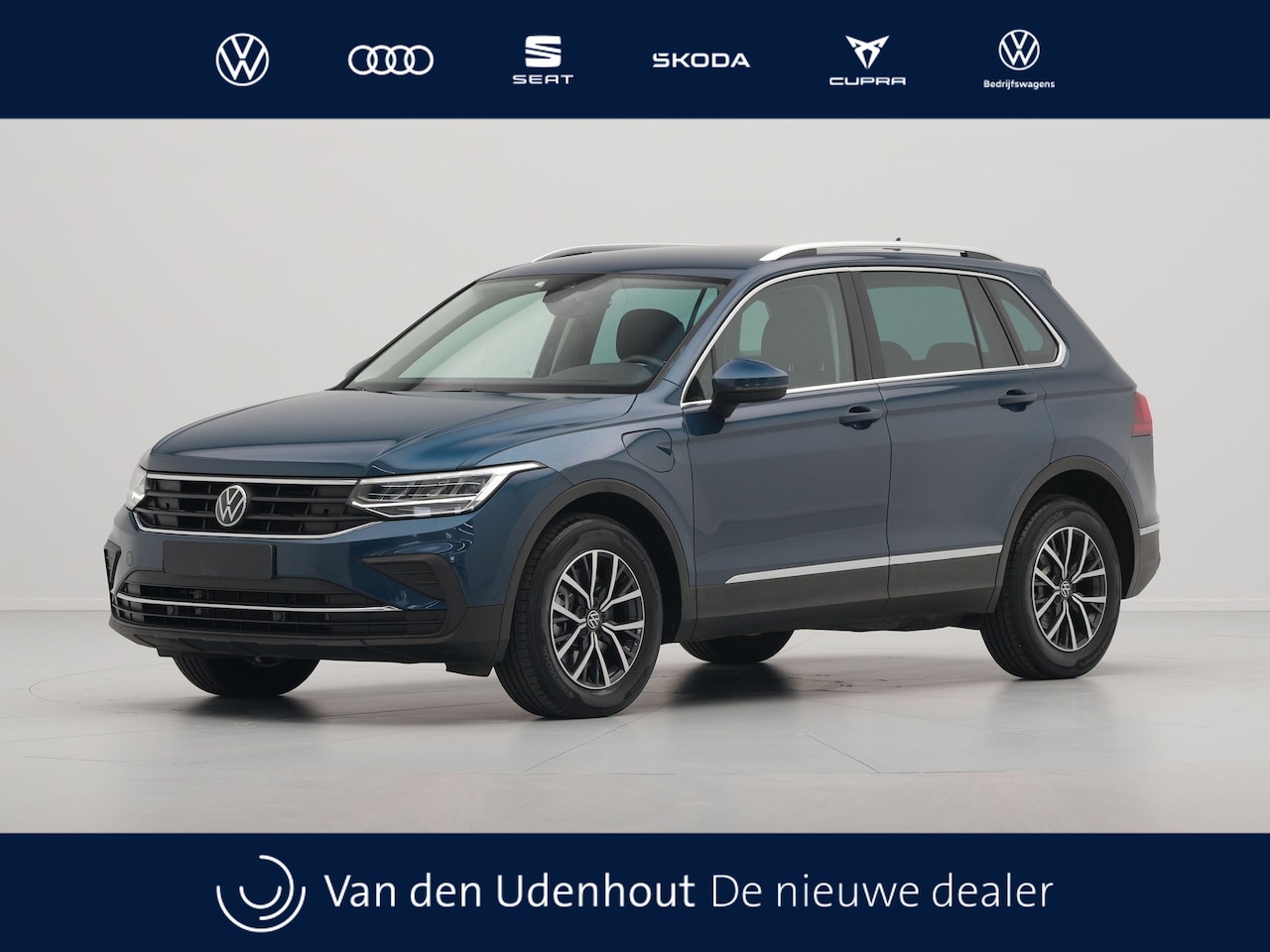 Volkswagen Tiguan - 1.4 TSI 245pk eHybrid Life Navigatie Clima Pdc Acc Side Assist 155 - AutoWereld.nl