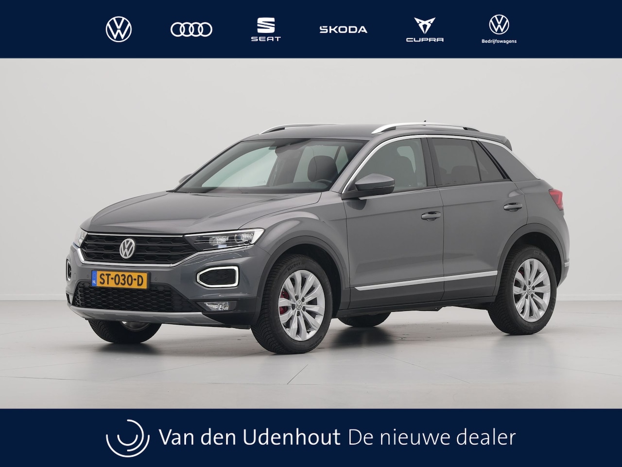 Volkswagen T-Roc - 1.5 TSI 150pk DSG Sport Navigatie Trekhaak Virtual cockpit Acc Carplay 95 - AutoWereld.nl