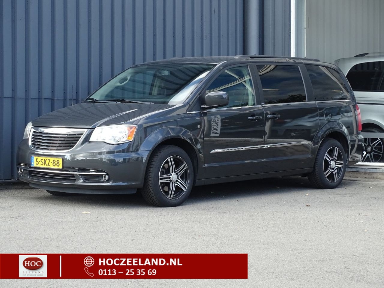 Chrysler Town and Country - 3.6 V6 STOW 'N GO | 7-Zits - AutoWereld.nl