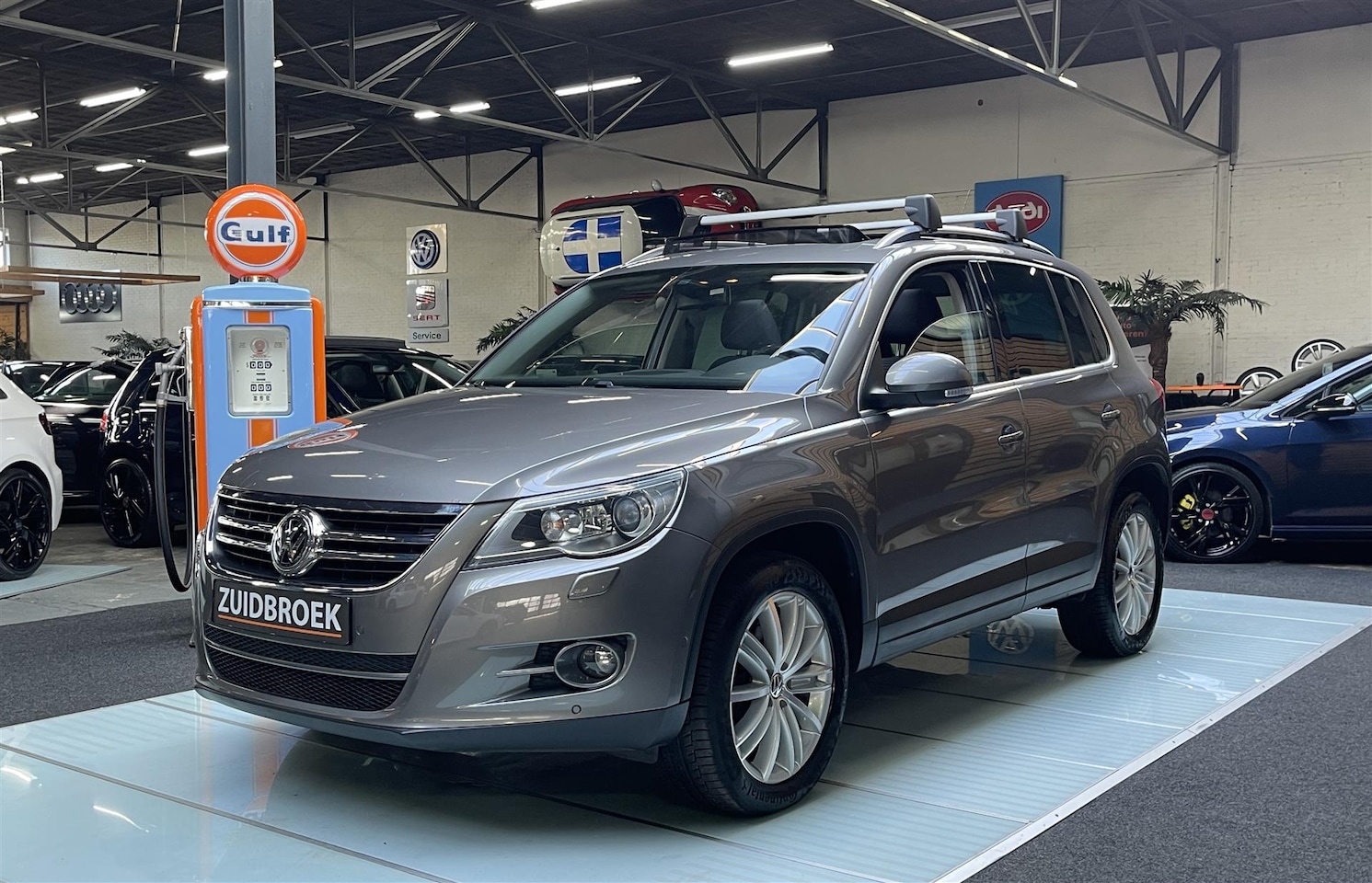 Volkswagen Tiguan - 2.0 TSI DSG 4Motion Vol Opties!! Pano!! Dynaudio!! Trekhaak!! Cruise!! - AutoWereld.nl