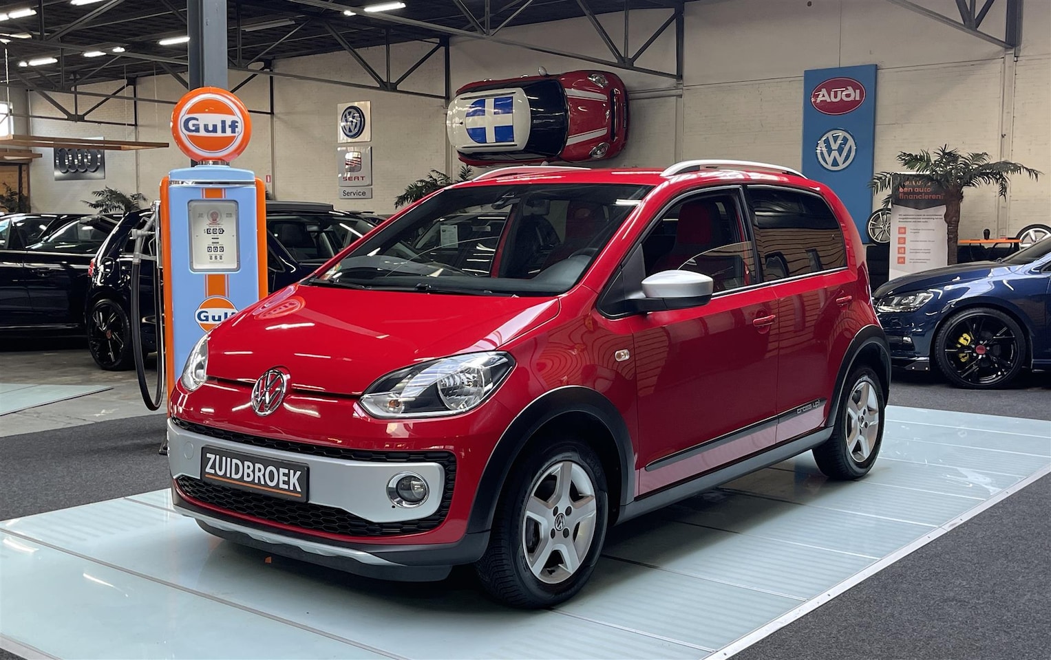 Volkswagen Up! - 1.0 Cross up! Uniek!! 74DKM!! Cruise!! Airco!! - AutoWereld.nl