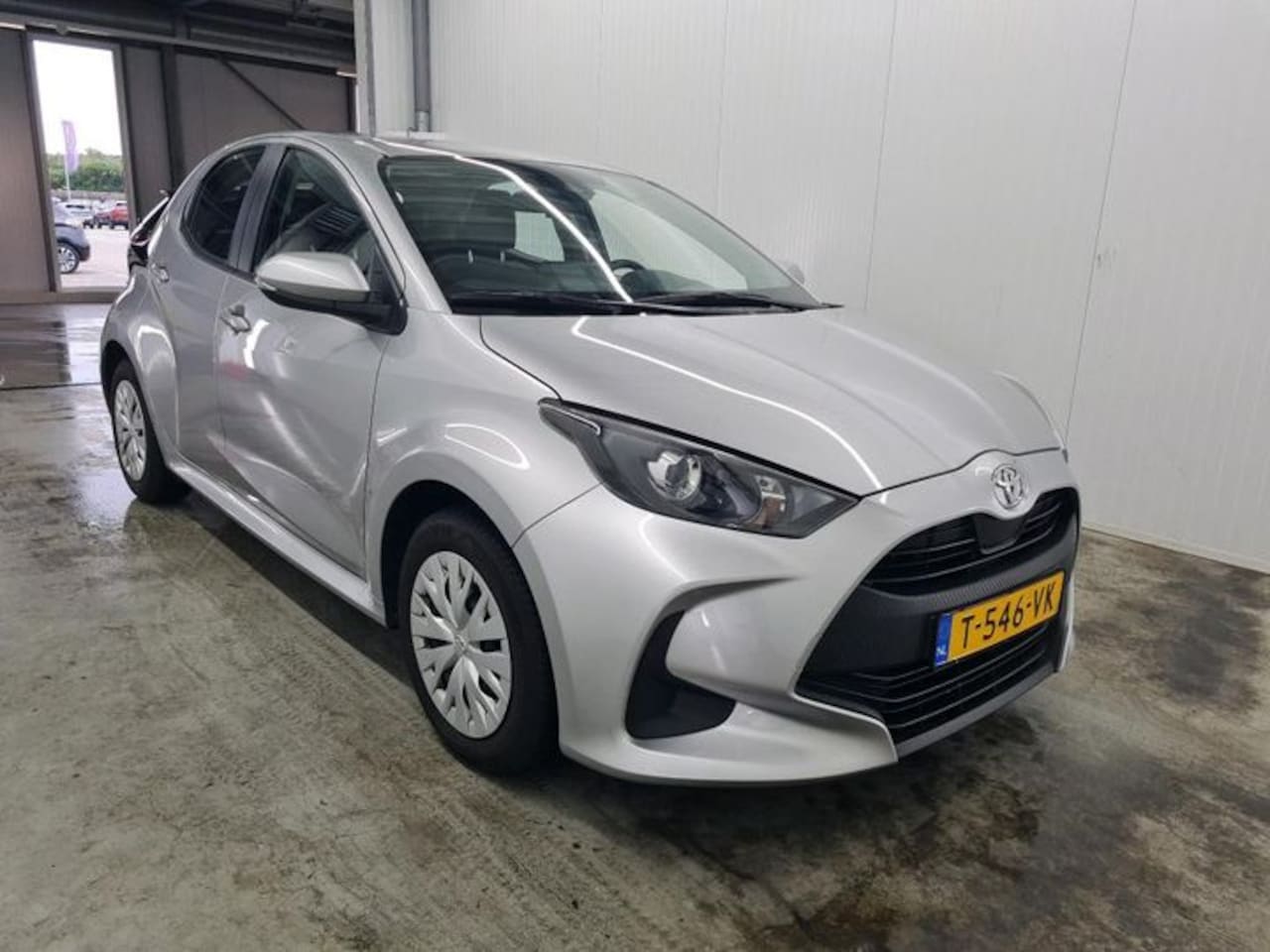 Toyota Yaris - 1.5 VVT-i | 125 PK | Active | Achteruitrijcamera | *Word verwacht* - AutoWereld.nl