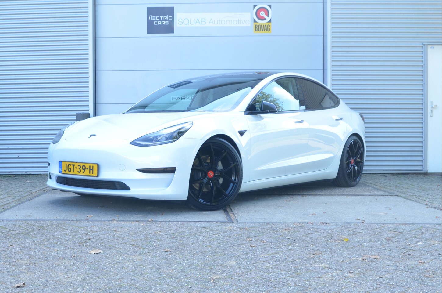 Tesla Model 3 - Standard RWD Plus 60 kWh AutoPilot - AutoWereld.nl