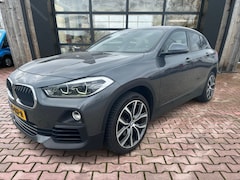 BMW X2 - sDrive18i | Automaat | LED | Navi | Cruise | PDC | All-seasons |