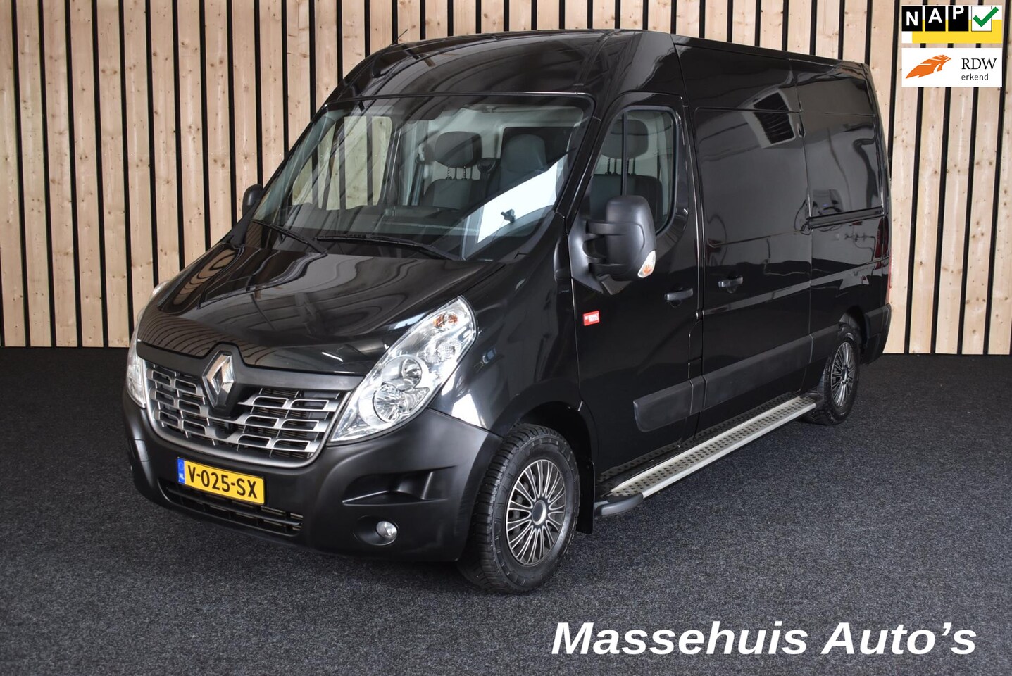 Renault Master - T35 2.3 dCi L2H2 Energy 84dkm 170pk 1e eig. 2x Schuifdeur 3-pers. Trekhaak Camera Navi Air - AutoWereld.nl
