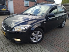 Kia Cee'd Sporty Wagon - 1.4 CVVT Nav.Pl.Pack