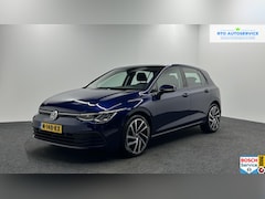 Volkswagen Golf - 1.5 TSI Life ECC LM CARPLAY CRUISE LED