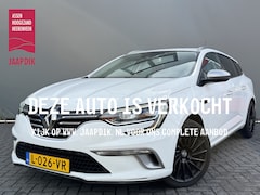 Renault Mégane Estate - BWJ 2018 1.3 TCe 141 PK GT-line AUTOMAAT | TREKHAAK | STOELVERW. | HALF LEDER | NAVI | CLI