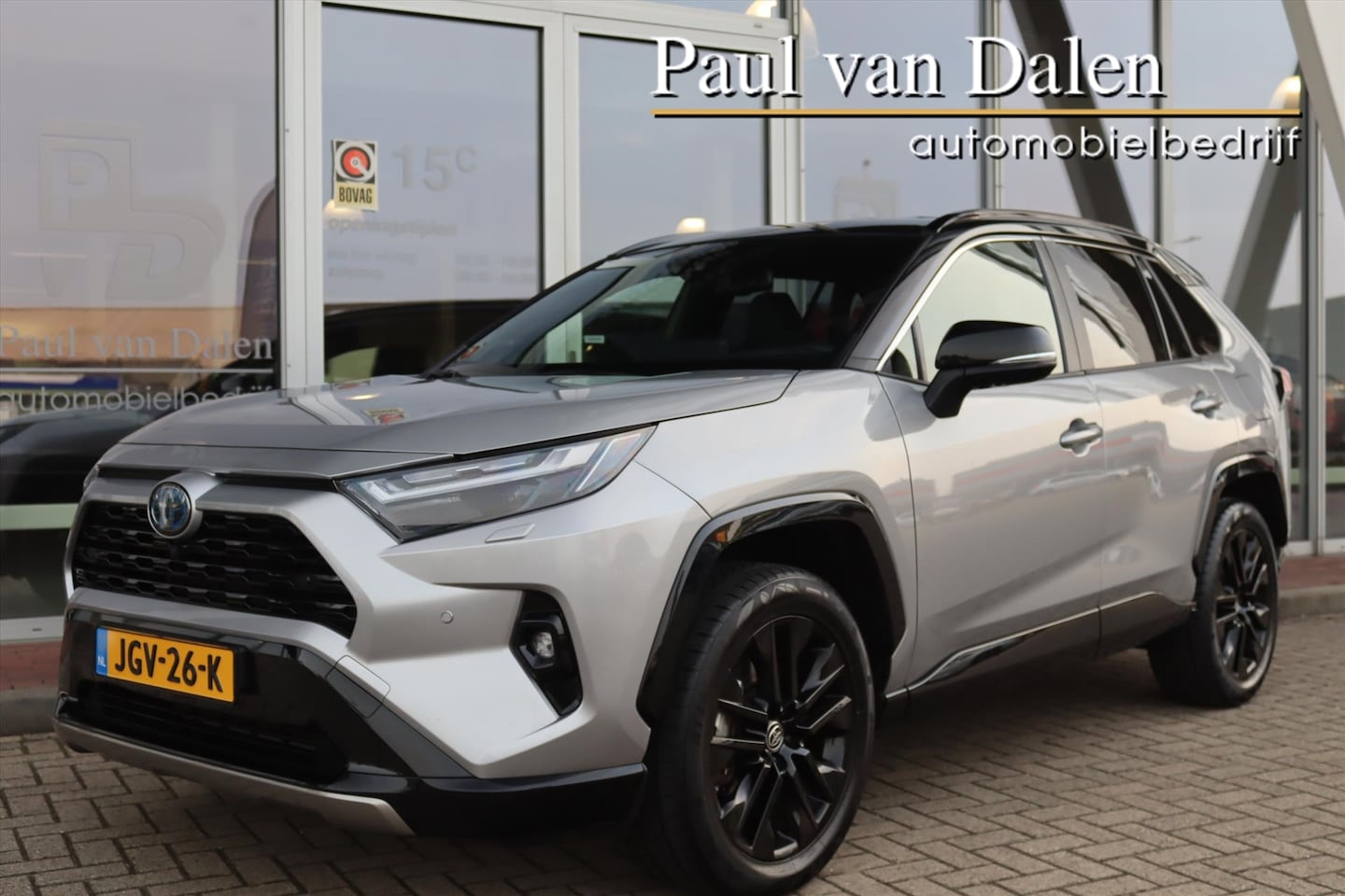 Toyota RAV4 - 2.5 HYBRID 218PK AUTOMAAT BI-TONE Navi Carplay | JBL-Audio | 360 Camera | Stoel/stuur/voor - AutoWereld.nl