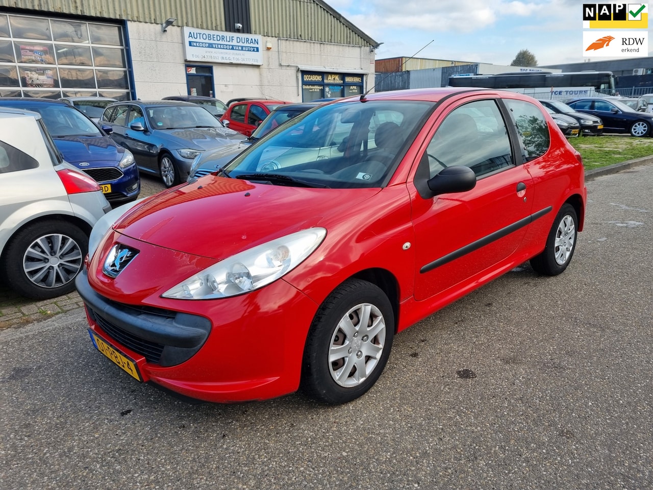 Peugeot 206 - 1.1 XR 3-Drs Bj:2011 NAP! - AutoWereld.nl