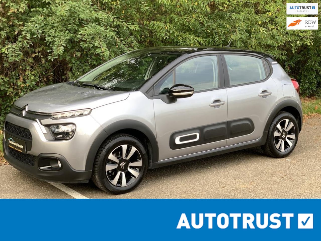 Citroën C3 - 1.2 PureTech Shine *Trekhaak*Camera*Navi*Cruise - AutoWereld.nl
