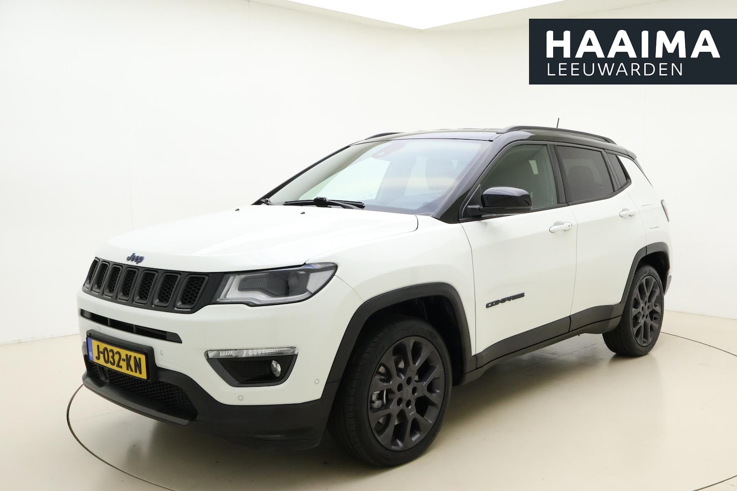 Jeep Compass - 4xe 240 Plug-in Hybrid Electric S Automaat | Navigatie | Trekhaak | Climate control | Stoe - AutoWereld.nl