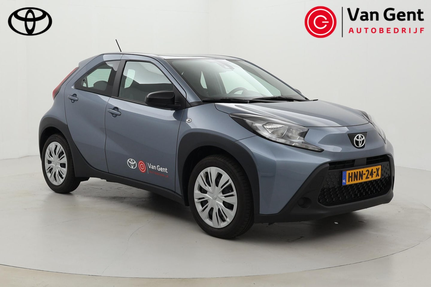 Toyota Aygo X - 1.0 VVT-i MT Play | Apple Carplay / Android Auto | Adaptive Cruise | Airco | Camera | Rijs - AutoWereld.nl