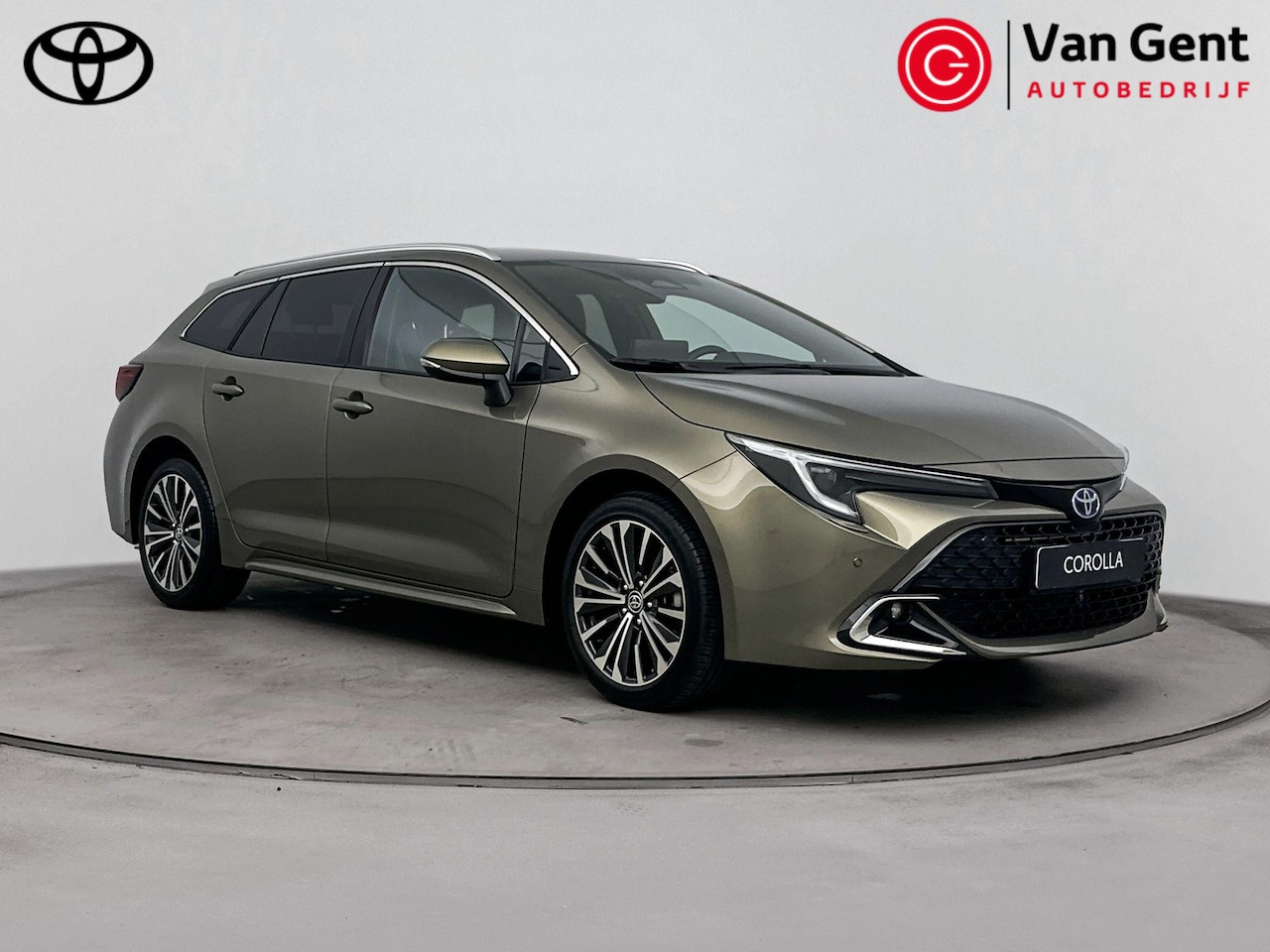 Toyota Corolla Touring Sports - Hybrid 140 Dynamic | Parkeersensoren | Stoelverwarming | Stuurwiel verwarmbaar | Navigatie - AutoWereld.nl