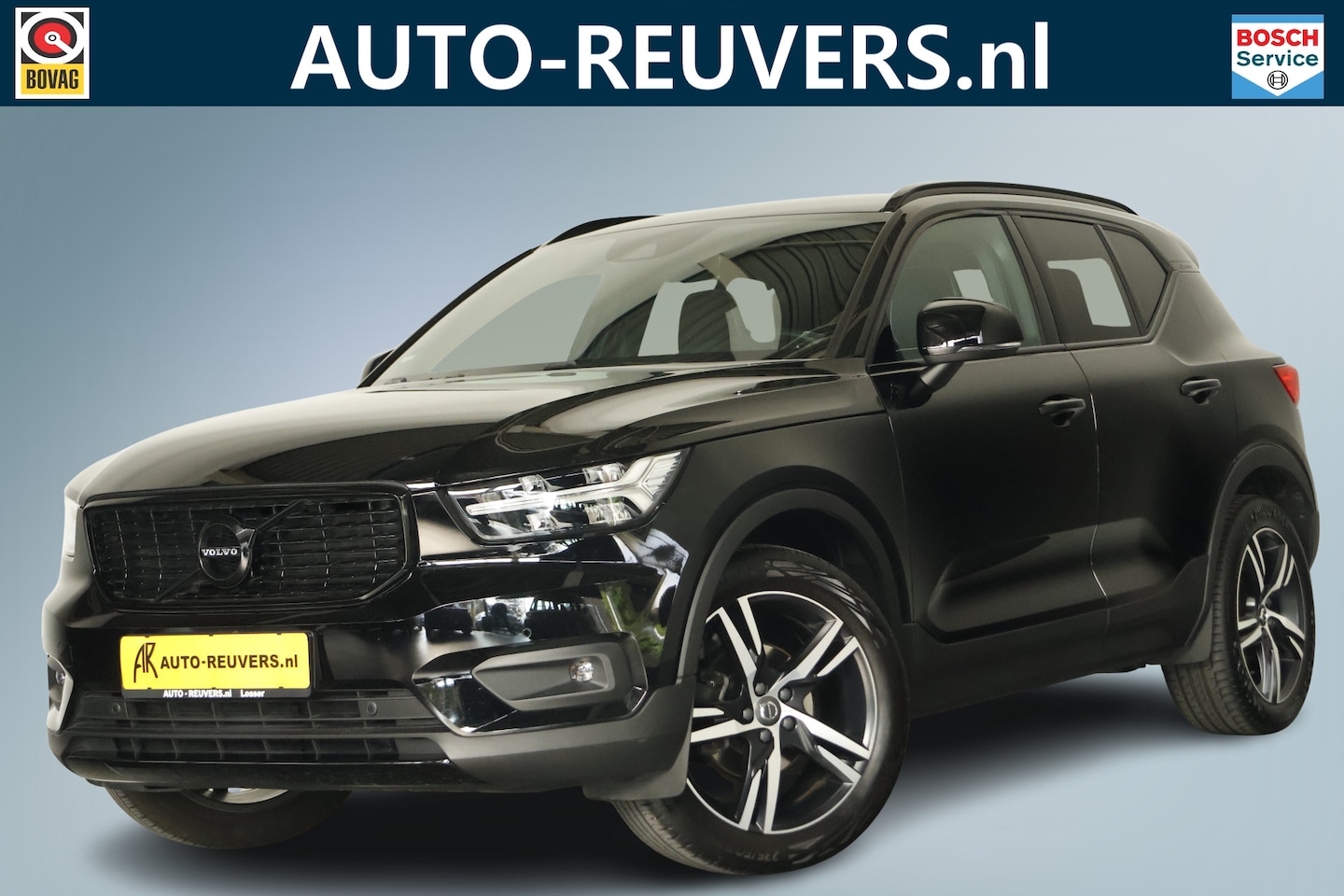 Volvo XC40 - 1.5 T3 R-Design / LED / Navi / CarPlay / Trekhaak / Camera - AutoWereld.nl