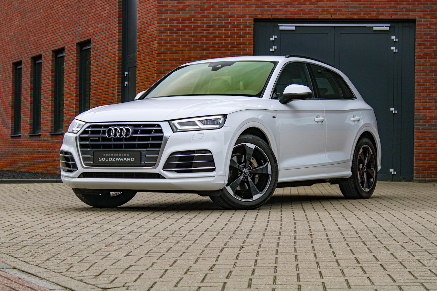 Audi Q5 - 2.0 TFSI quattro 3x S-line | Luchtvering | Standkachel | Memory | Trekhaak | Leder - AutoWereld.nl